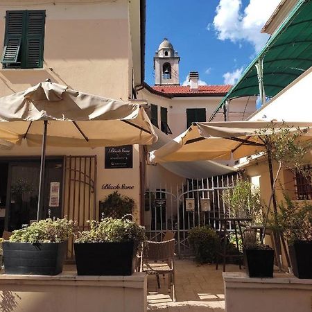 Blackstone Apartment Varazze Bagian luar foto